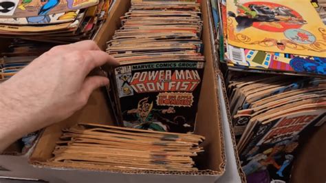 How many comics fit in a long box? Exploring the unlimited boundaries of Comic World in one box.